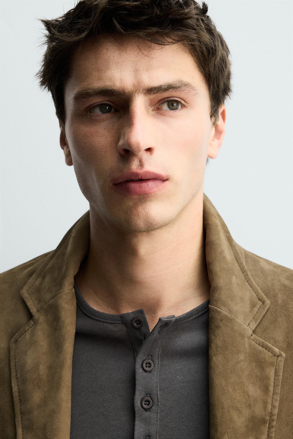 БЛЕЙЗЕР  ИЗ ЗАМШИ