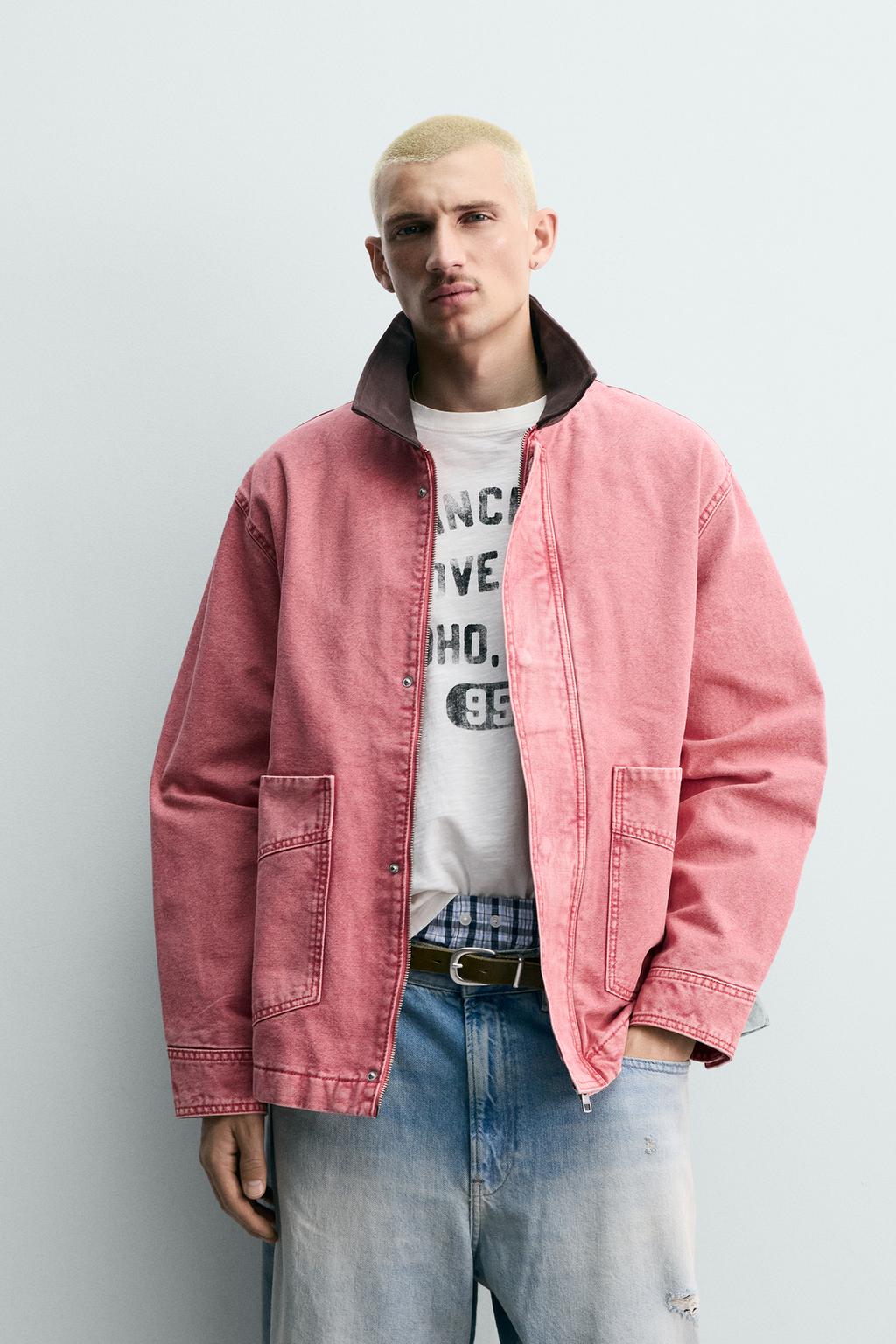 КУРТКА СВОБОДНОГО КРОЯ С КОНТРАСТНЫМ ВОРОТНИКОМ