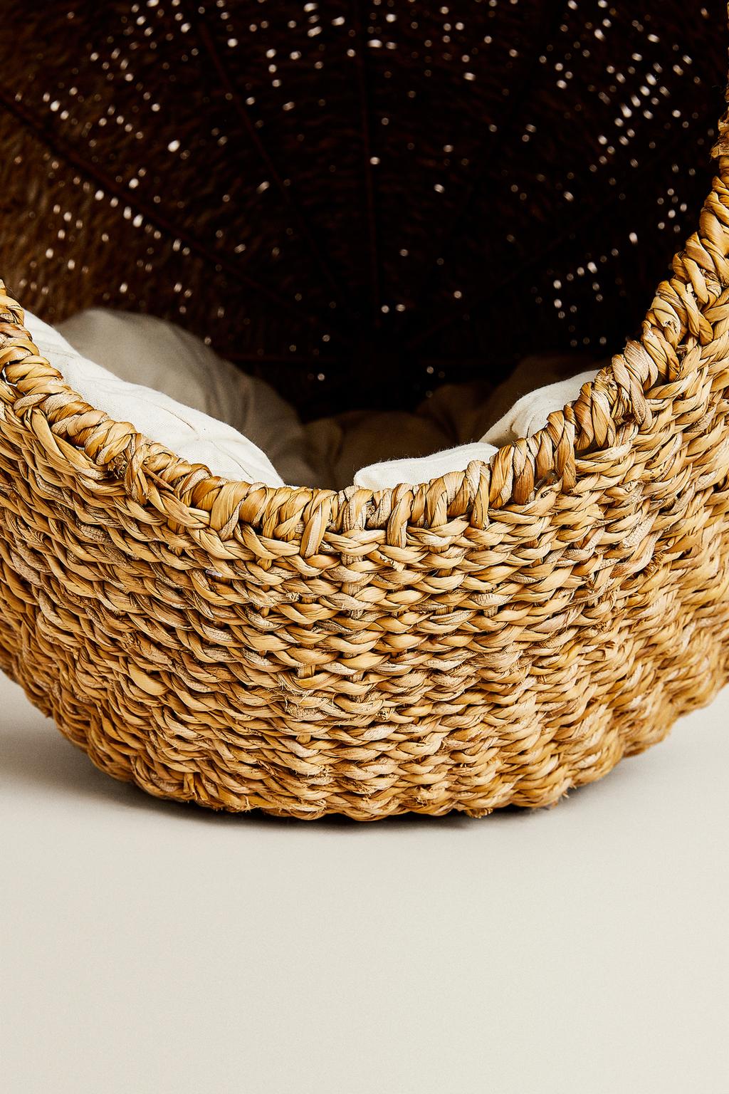 Питомник из морской травы