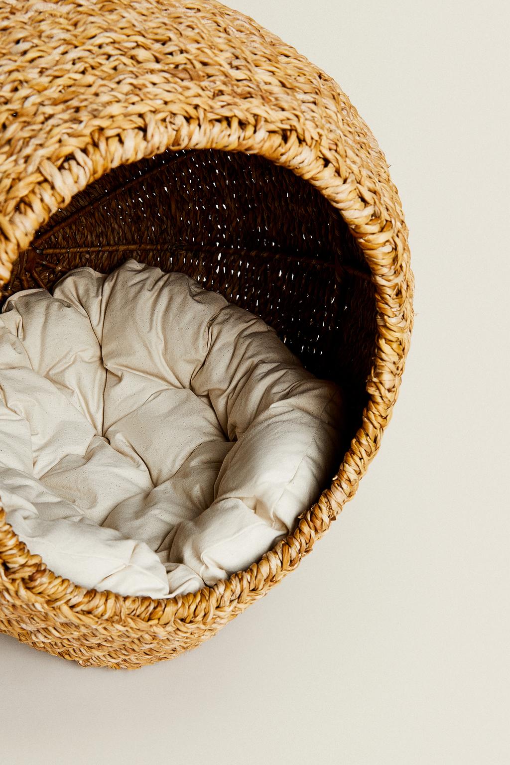 Питомник из морской травы