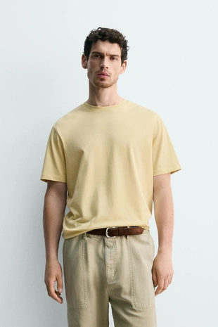 Футболка среднего веса с коротким рукавом- Заказать в России