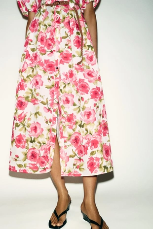 Платье миди с цветочным принтом и ремнем- Заказать в России