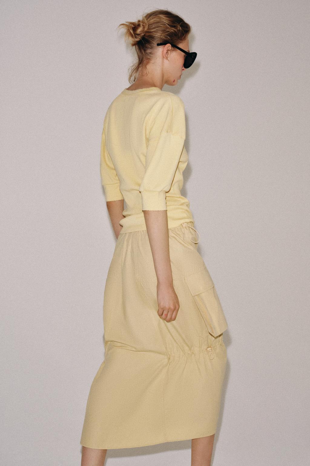 ФУТБОЛКА В РУБЧИК С ОБЪЕМНЫМИ РУКАВАМИ