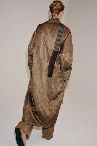 Кимоно из жаккарда с шарфом — коллекция Zara «Zw»- Заказать в России