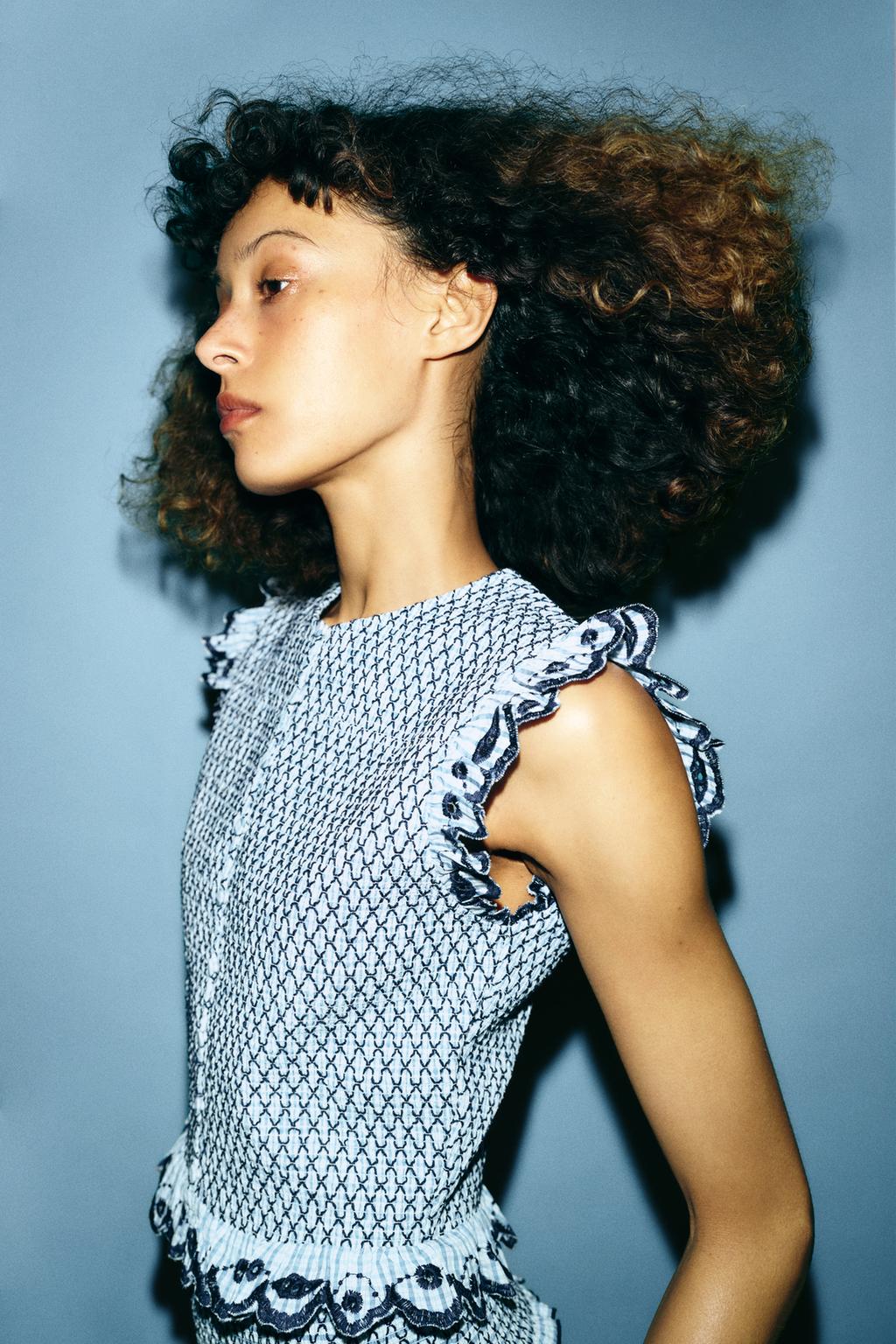 ТОП В КЛЕТКУ С ЭФФЕКТОМ ЖАТКИ