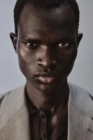 Костюмный пиджак комфортной посадки- Заказать в России