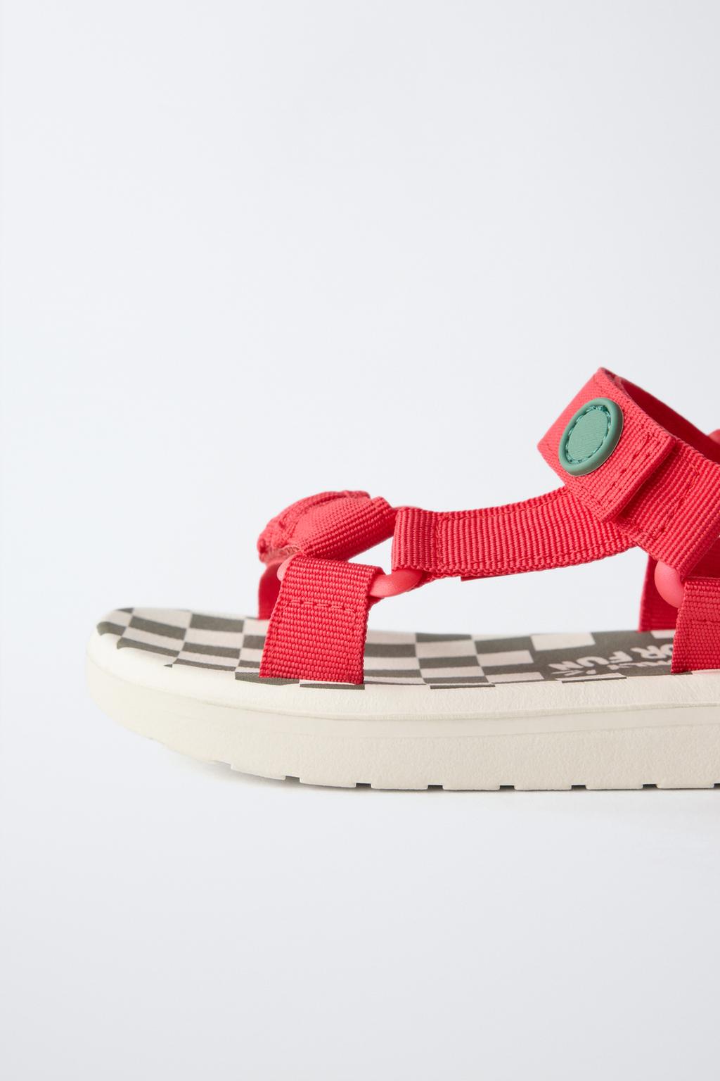 СПОРТИВНЫЕ САНДАЛИИ