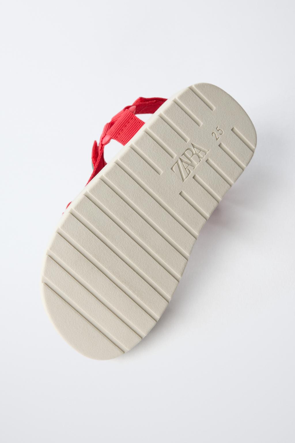 СПОРТИВНЫЕ САНДАЛИИ