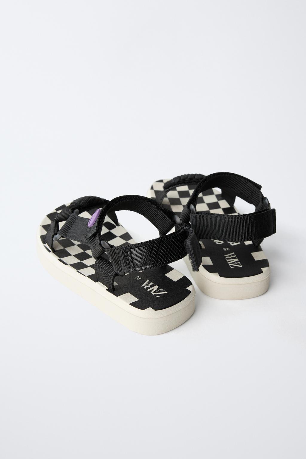 СПОРТИВНЫЕ САНДАЛИИ