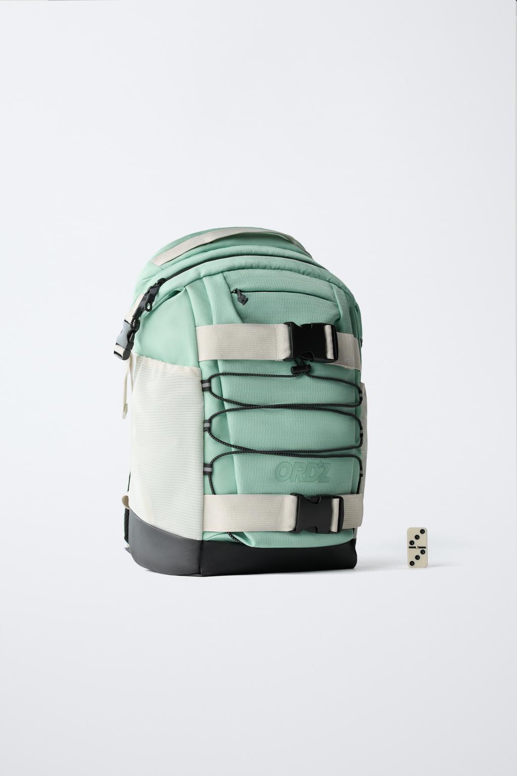 РЮКЗАК ИЗ ВЫСОКОТЕХНОЛОГИЧНОЙ ТКАНИ