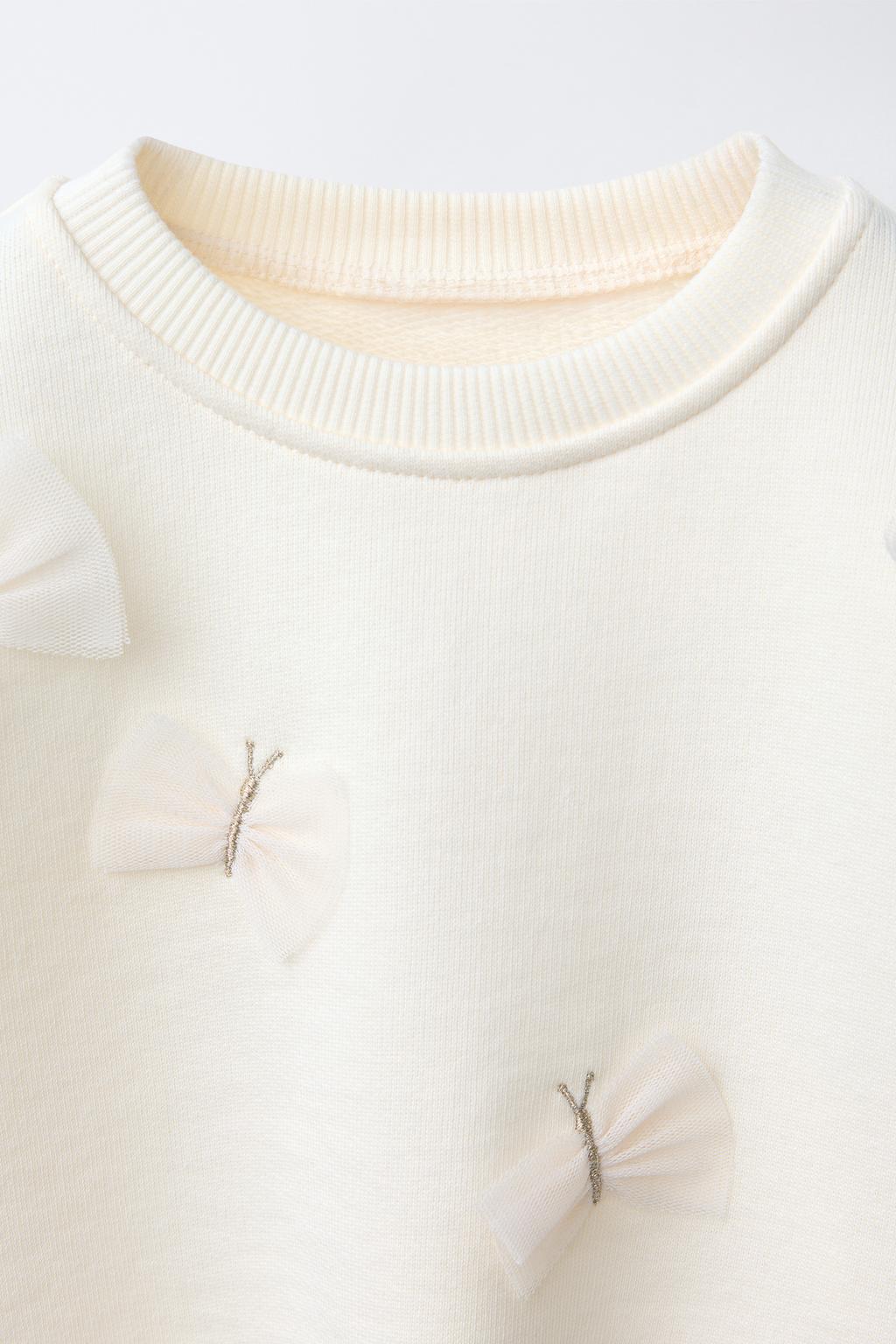 Свитшот с бабочкой из фатина