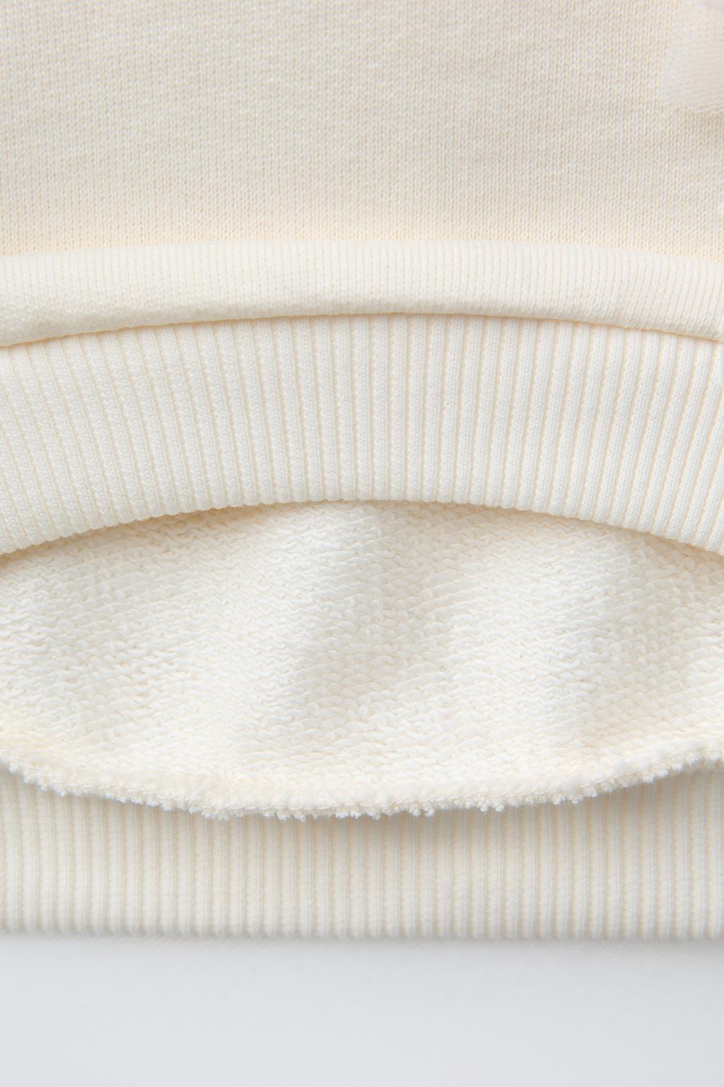 Свитшот с бабочкой из фатина