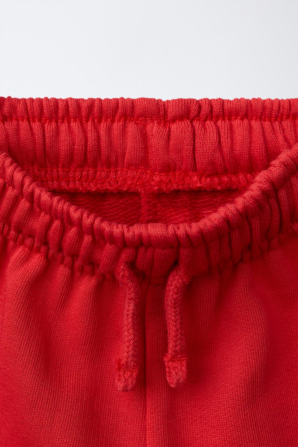 ШОРТЫ-БЕРМУДЫ С НАДПИСЬЮ