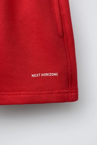 Шорты-бермуды с надписью- Заказать в России