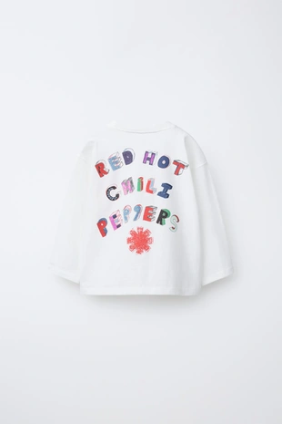 Купить Zara Футболка RED HOT CHILI PEPPERS ©