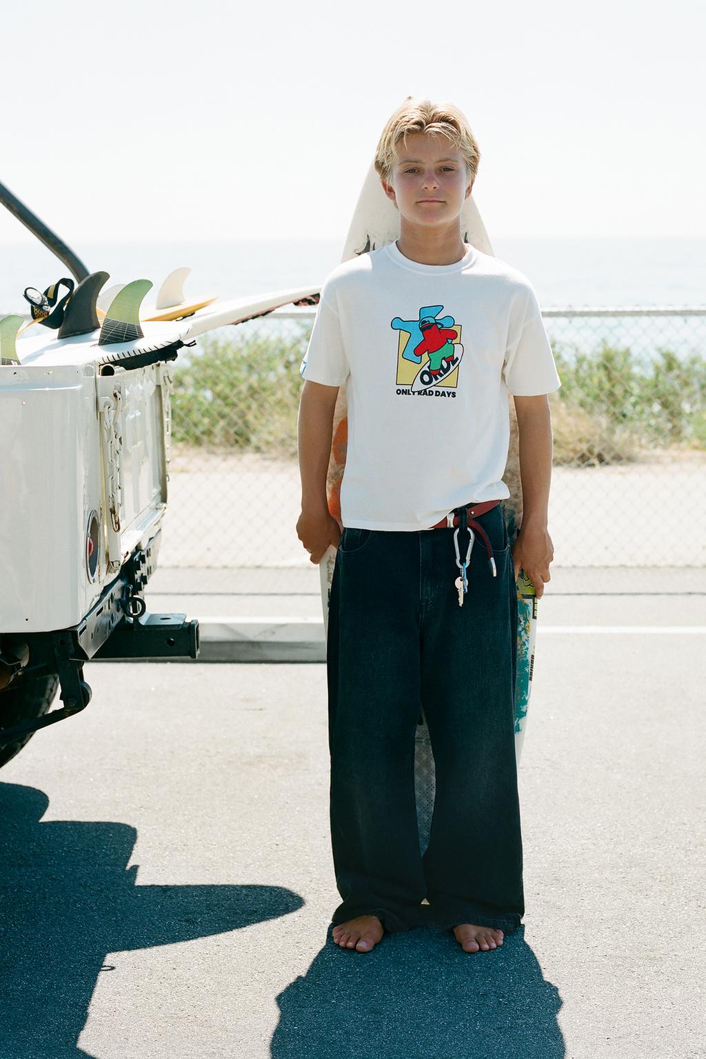 ФУТБОЛКА С ЛОГОТИПОМ