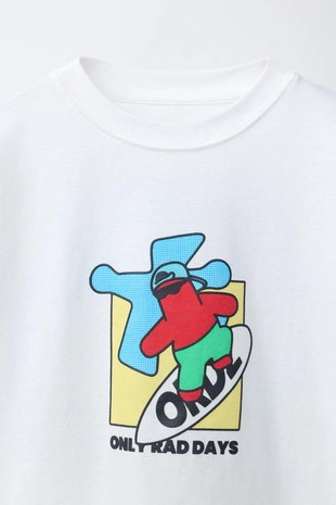 Футболка с логотипом- Заказать в России