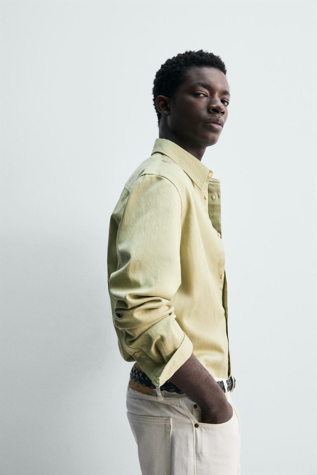 РУБАШКА стандартной посадки ИЗ СТРУЯЩЕГОСЯ ДЕНИМА