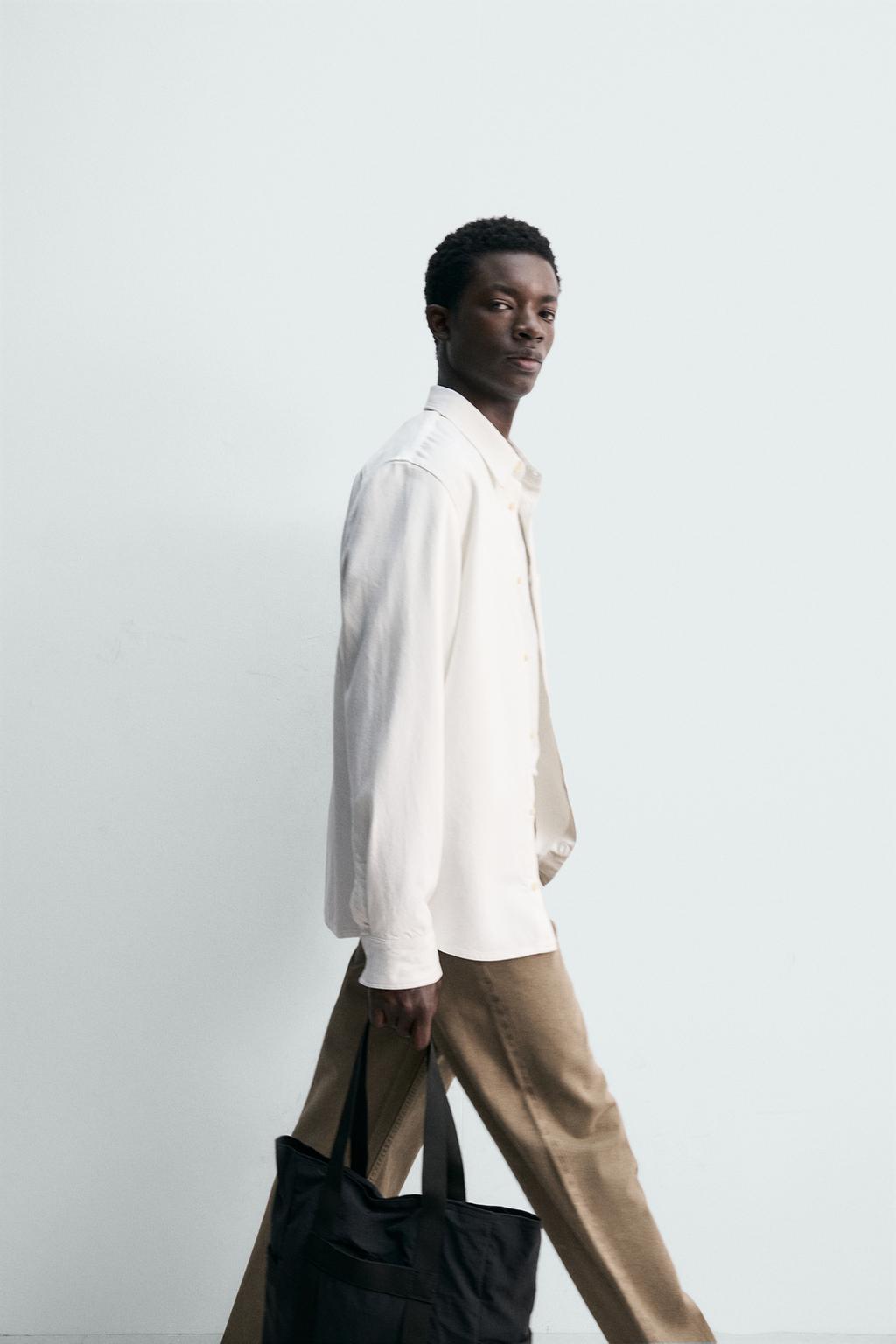 РУБАШКА стандартной посадки ИЗ СТРУЯЩЕГОСЯ ДЕНИМА