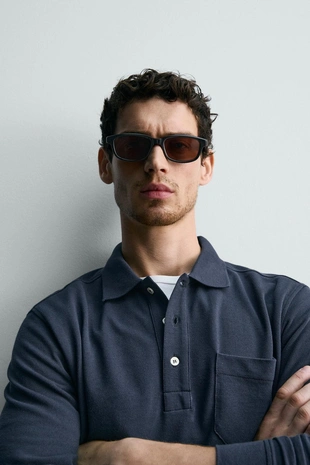 Поло пике стандартной посадки с карманом- Заказать в России