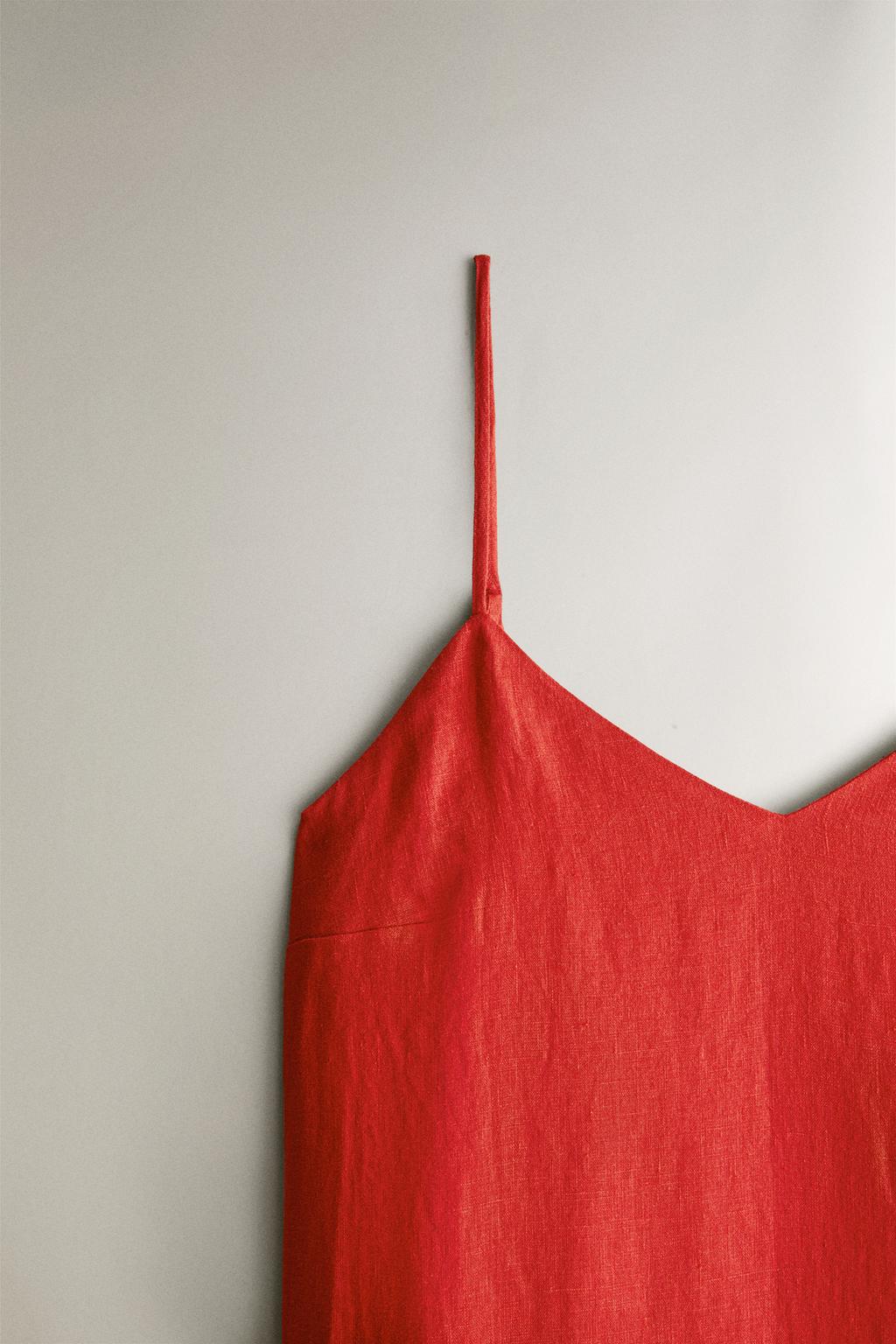 Платье для пляжа из льна с асимметричным подолом