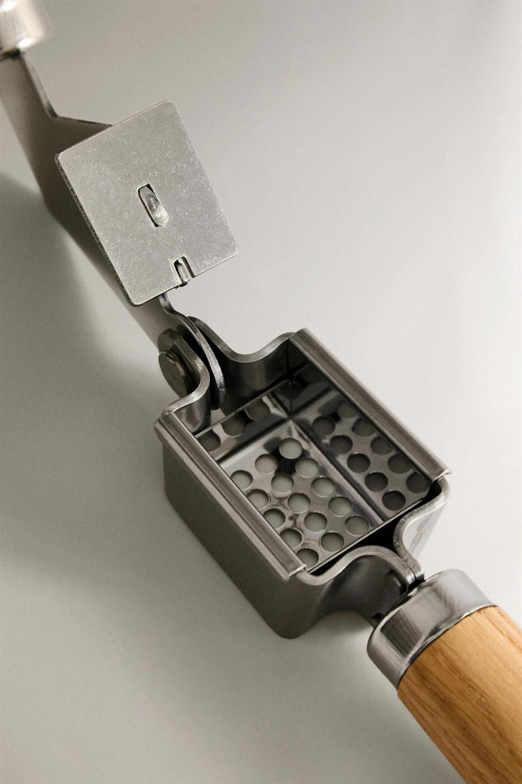 Пресс для чеснока