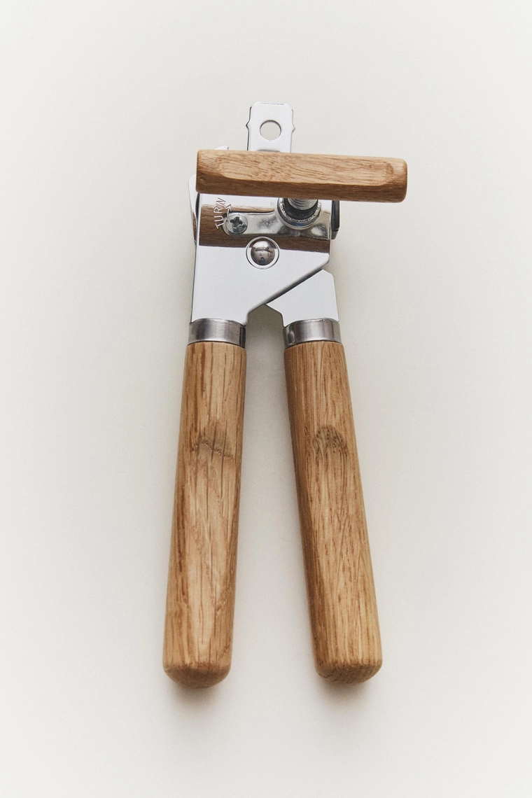 Открывалка для консервных банок