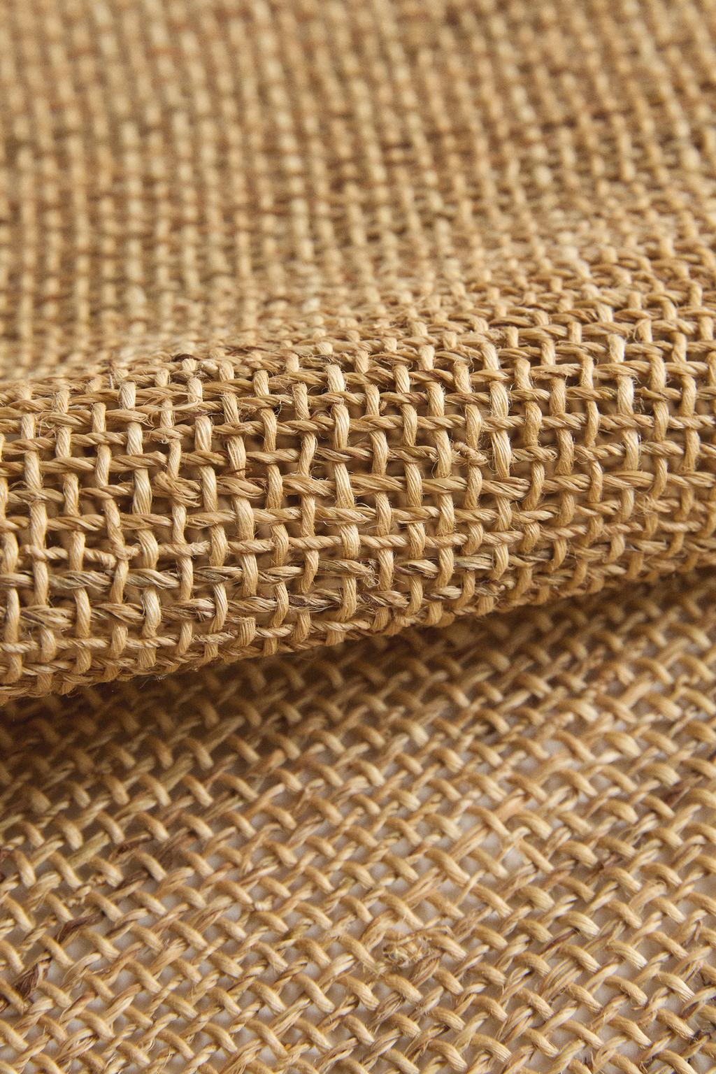 Салфетка из тканого волокна