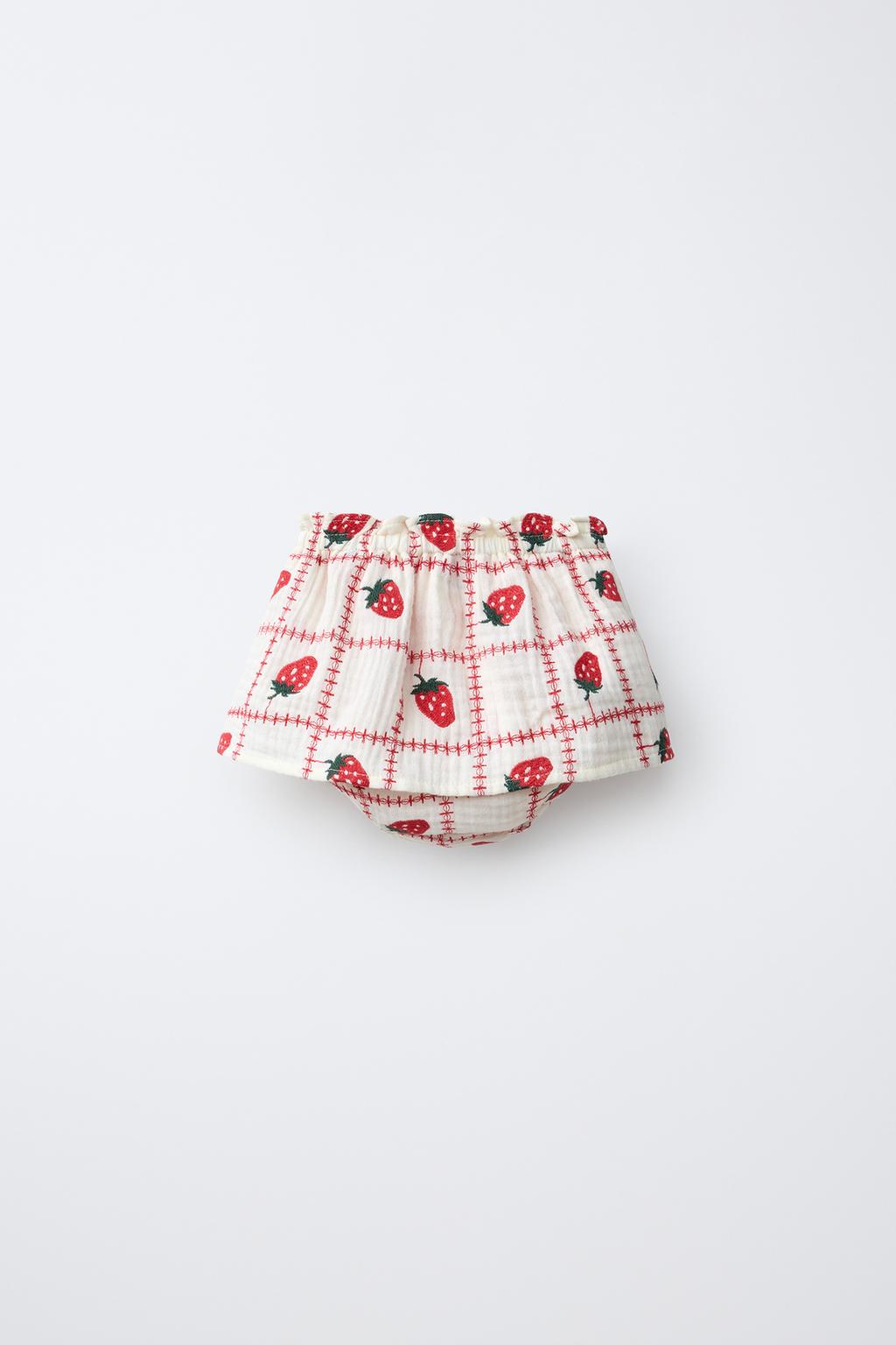 ТРУСЫ-ЮБКА С ВЫШИВКОЙ В ВИДЕ КЛУБНИКИ CASA LAWA X ZARA KIDS