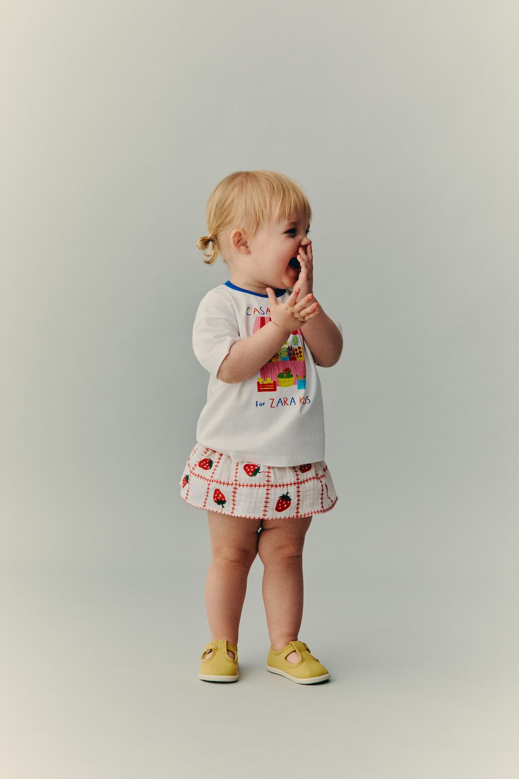 ТРУСЫ-ЮБКА С ВЫШИВКОЙ В ВИДЕ КЛУБНИКИ CASA LAWA X ZARA KIDS