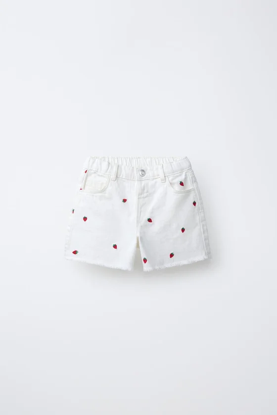 БЕРМУДЫ ИЗ ТВИЛА «Мом Фит» С ВЫШИВКОЙ КЛУБНИКИ CASA LAWA X ZARA KIDS