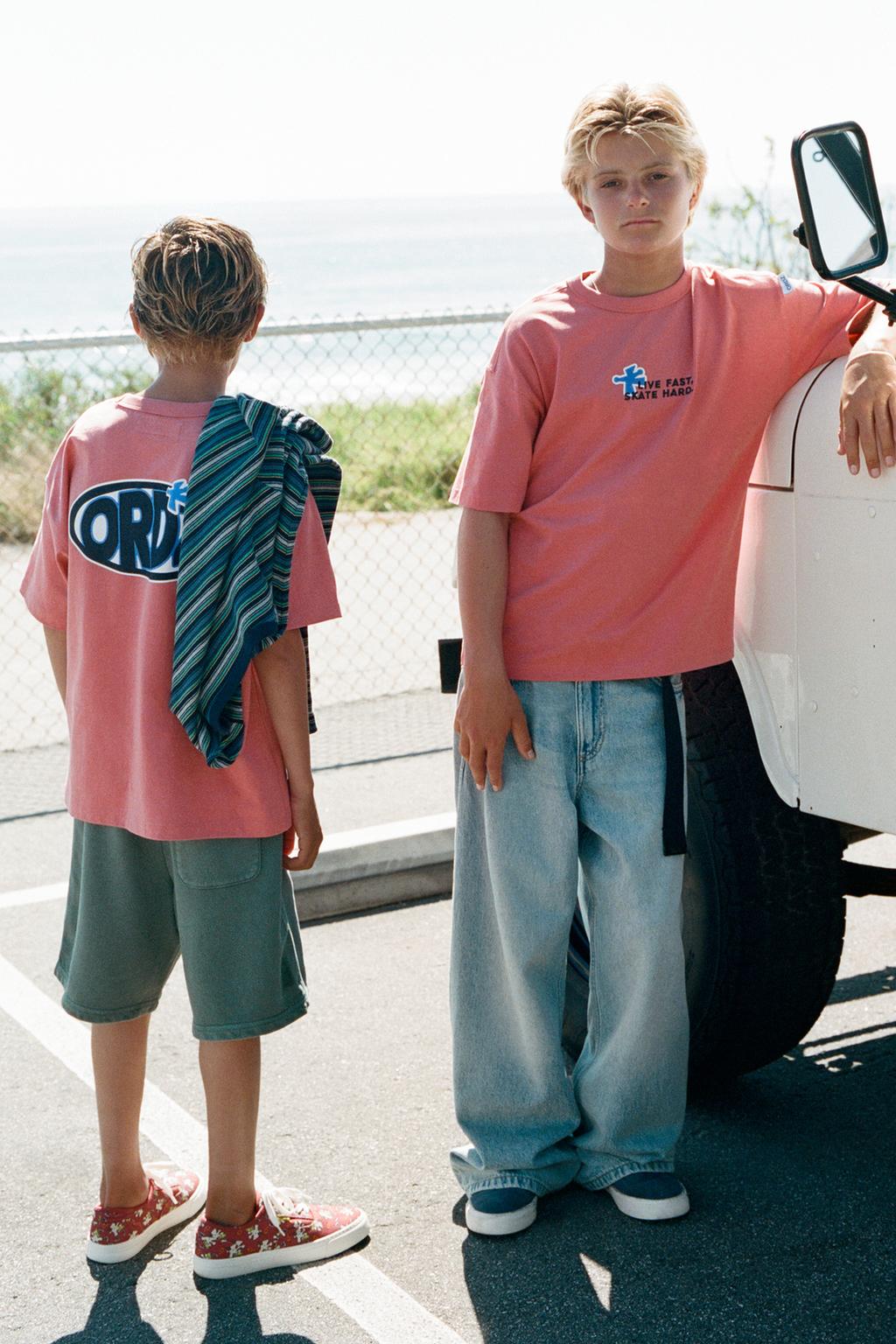 ФУТБОЛКА С ЛОГОТИПОМ