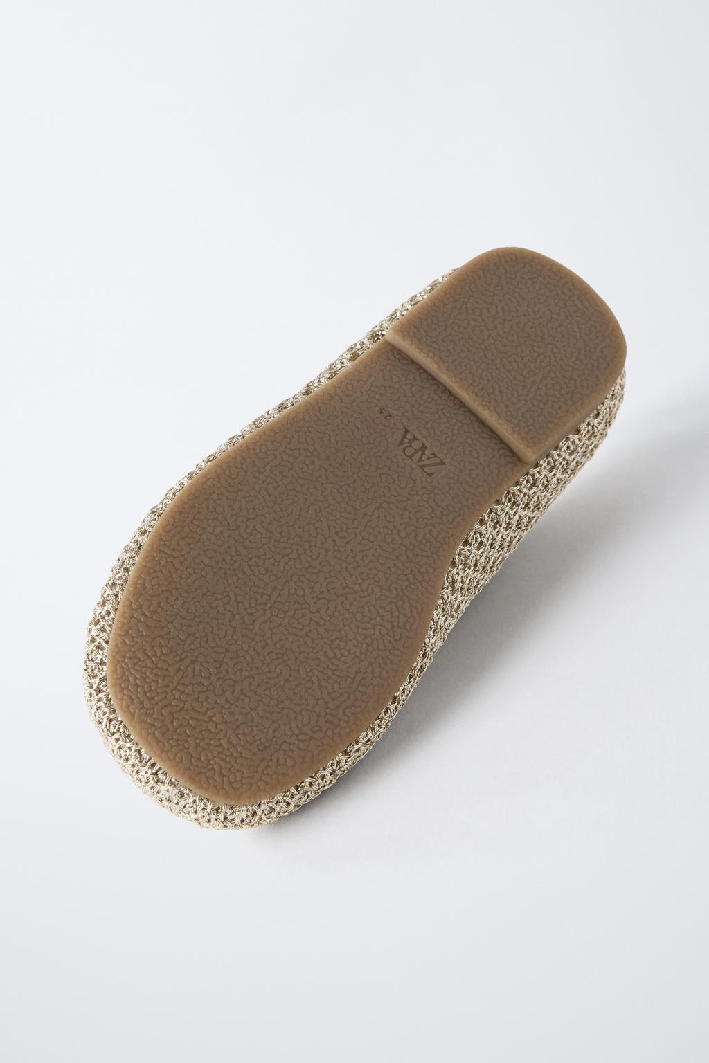 Туфли балетки с кружевными вставками