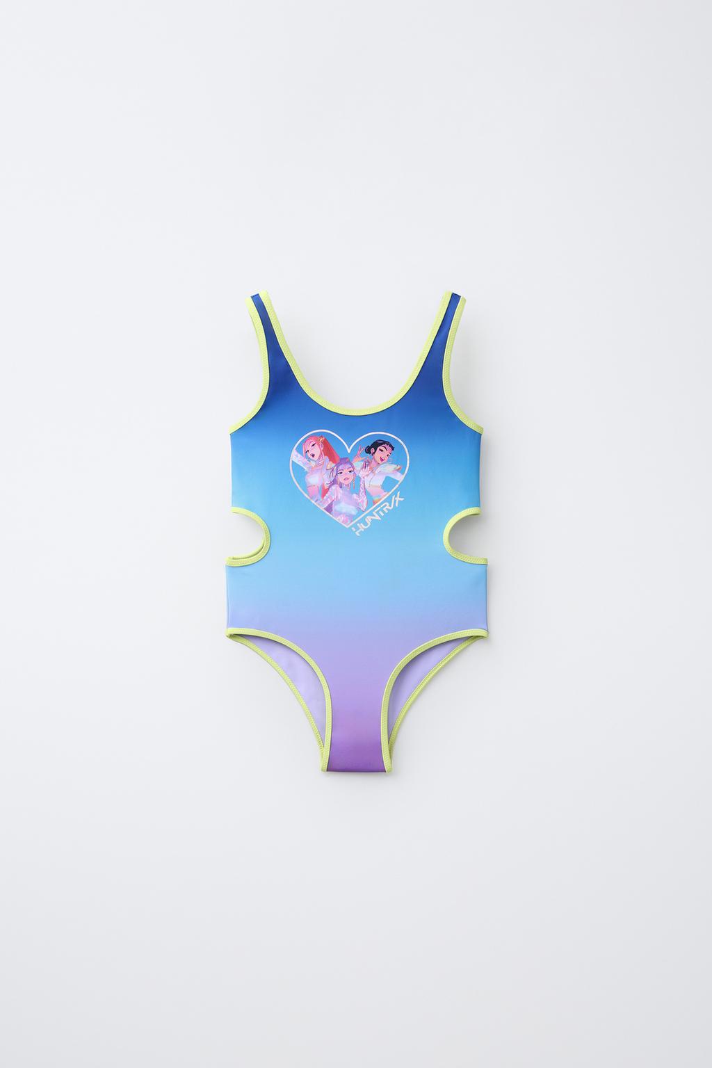 6-14 ЛЕТ/КУПАЛЬНИК С ВЫРЕЗАМИ «Kpop Demon Hunters» © Netflix