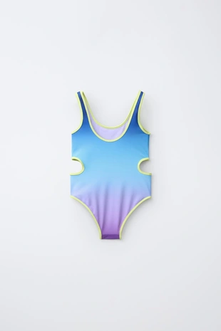 6-14 лет/купальник с вырезами «Kpop Demon Hunters» © Netflix- Заказать в России