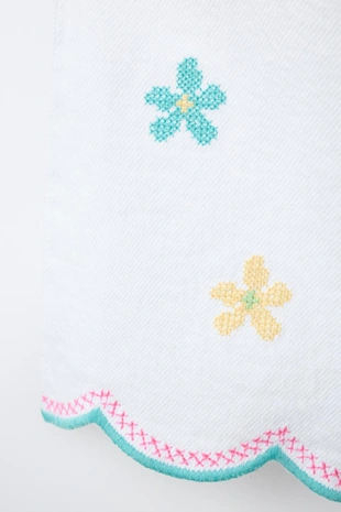 Топ из саржи с вышивкой крестиком- Заказать в России