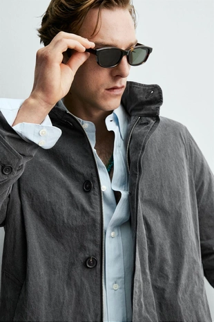 Легкий тренч с эффектом потертости Zara «Aaron Levine»- Заказать в России