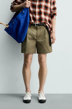 Короткие шорты с защипами — Zara «Aaron Levine»- Заказать в России