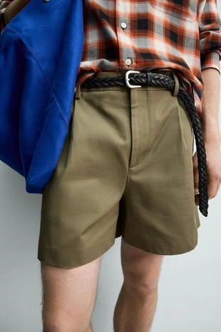 Короткие шорты с защипами — Zara «Aaron Levine»- Заказать в России