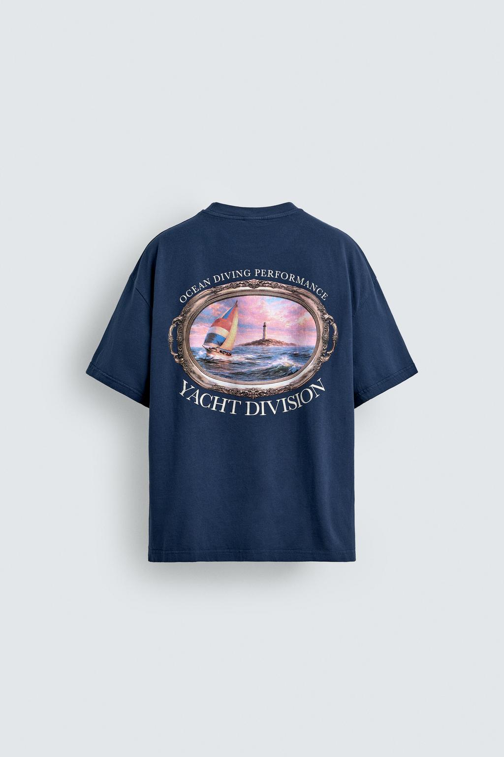 ФУТБОЛКА С КОНТРАСТНЫМ МОРСКИМ ПРИНТОМ