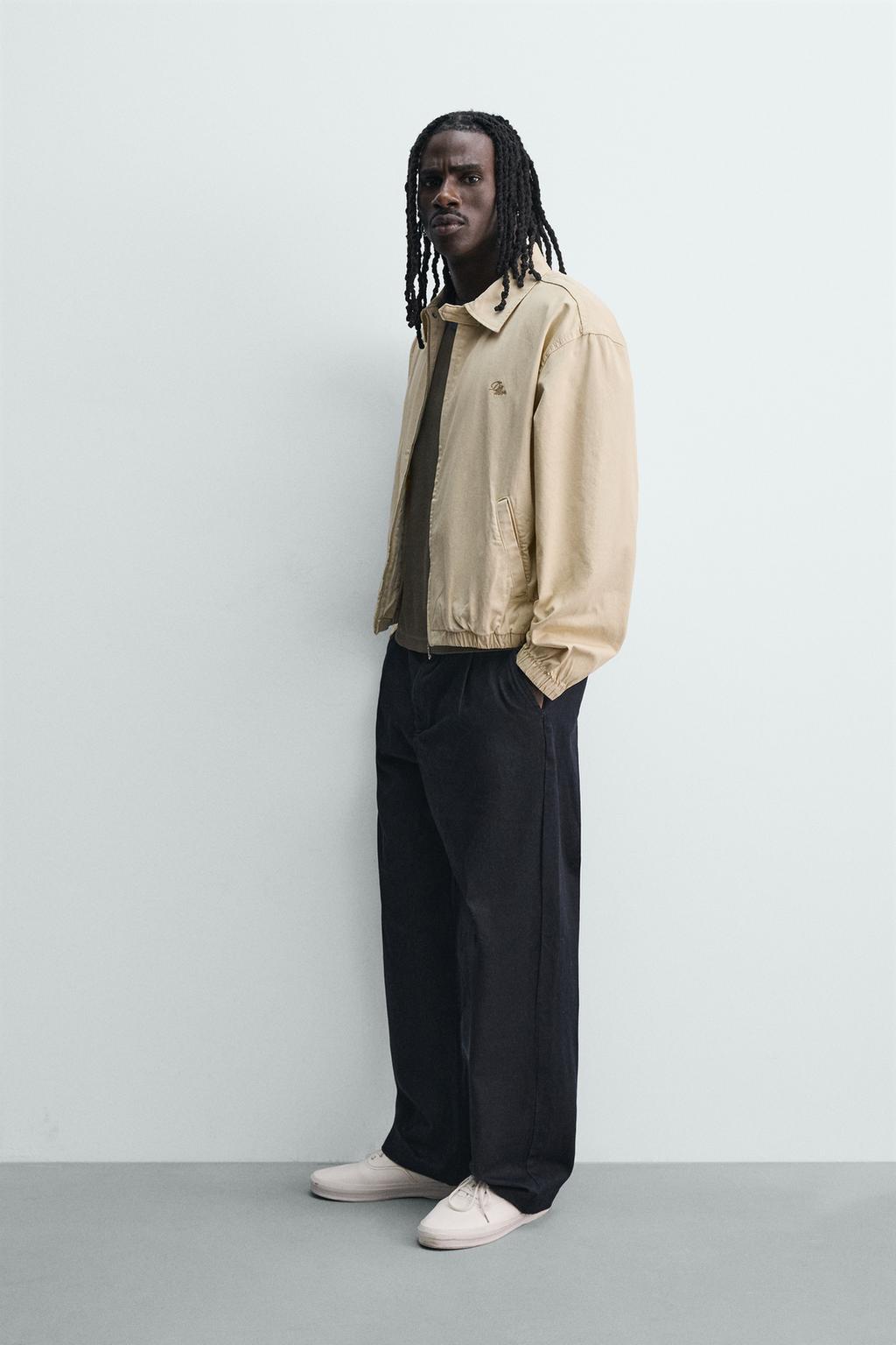 УКОРОЧЕННАЯ КУРТКА С ВЫШИВКОЙ