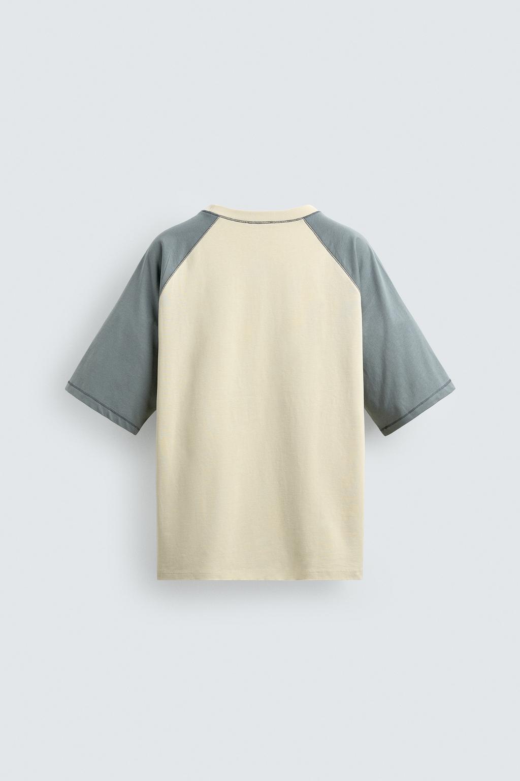 ФУТБОЛКА КОЛОР-БЛОК С КОНТРАСТНОЙ НАШИВКОЙ