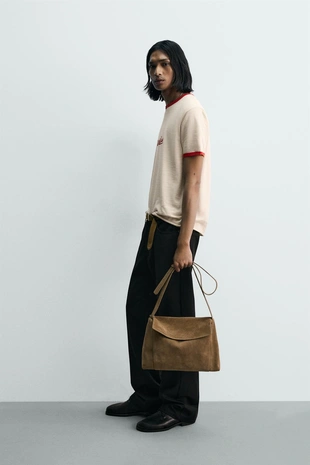 Футболка с контрастным текстовым принтом- Заказать в России