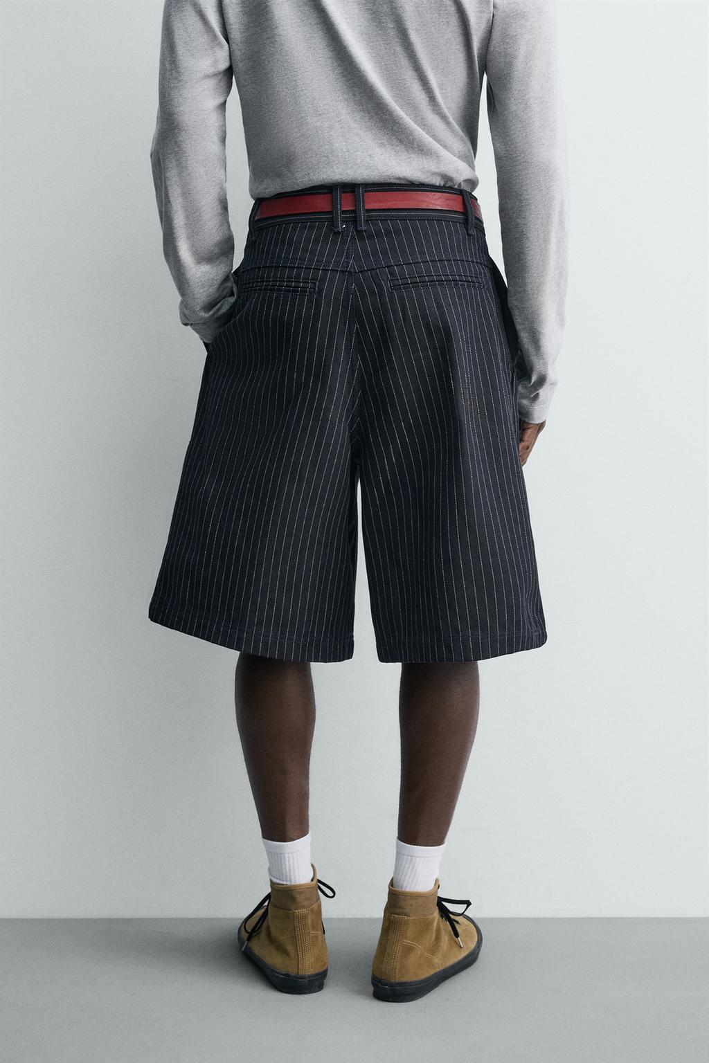 ШОРТЫ С ЗАЩИПАМИ И ПОЛОСКОЙ В СТИЛЕ «МЕЛОВАЯ ПОЛОСКА»