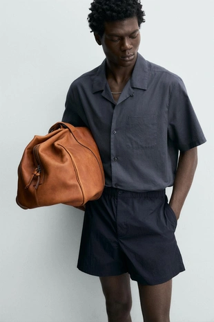 Укороченные шорты из высокотехнологичной ткани- Заказать в России