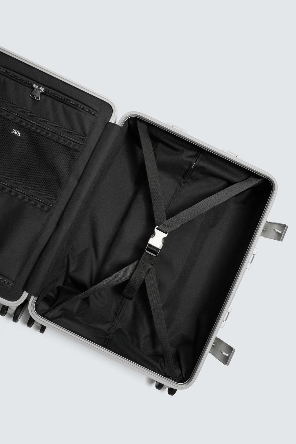 ЧЕМОДАН ДЛЯ ПУТЕШЕСТВИЙ