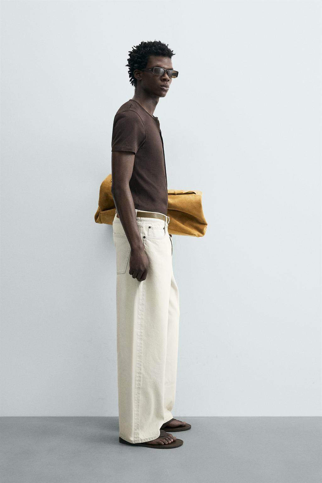 ФУТБОЛКА СЛИМ ФИТ С КРУГЛЫМ ВЫРЕЗОМ