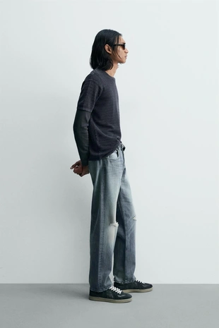 Футболка из рельефной ткани с эффектом потертости- Заказать в России