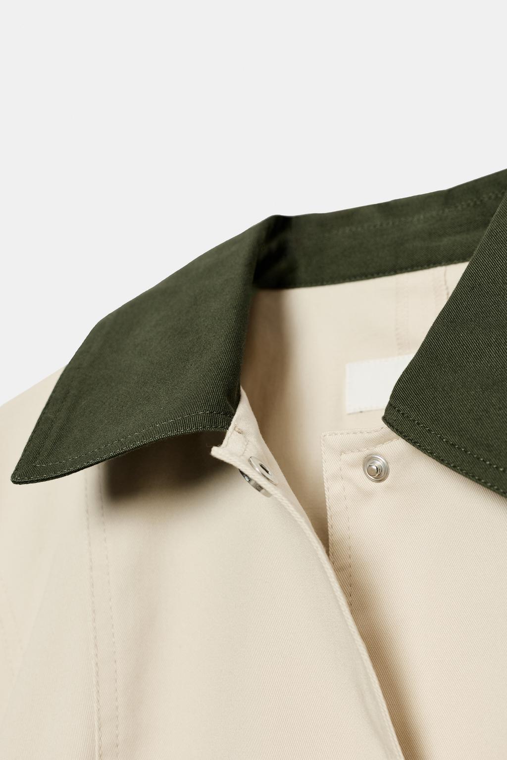 КУРТКА С КОНТРАСТНЫМ ВОРОТНИКОМ И БАСКОЙ