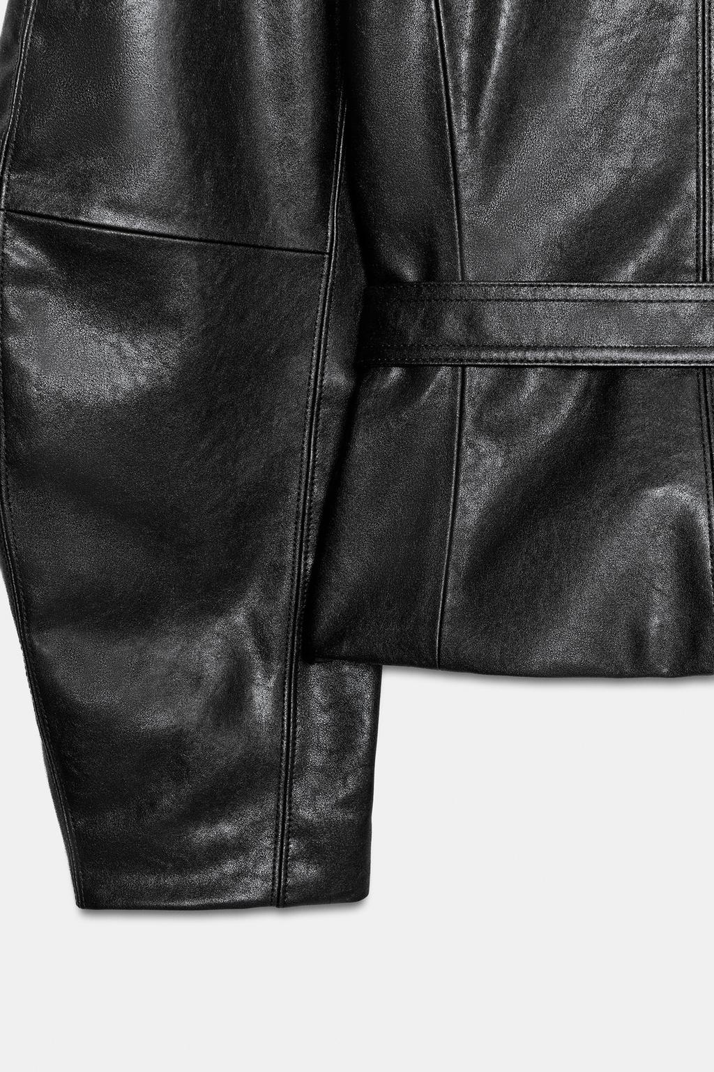 КУРТКА ИЗ ИСКУССТВЕННОЙ КОЖИ С ПОЯСОМ